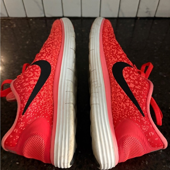 Nike Womens Free Run Distance Running Shoes Size 6.5 Neon Great Cond. - Picture 6 of 8